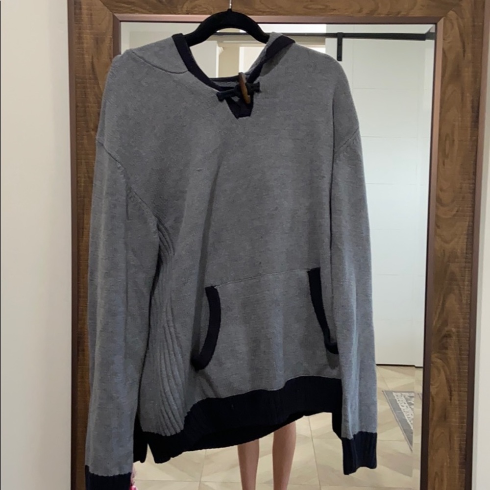 men’s never worn gray hoodie sweatshirt